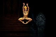 Diogo de Oliveira as Golden Idol in “La Bayadère”, ph. Ewa Krasucka