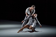 Carlos Martín Pérez i Aleksandra Liashenko w „Personie” Roberta Bondary, fot. Ewa Krasucka