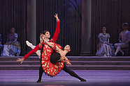 Palina Rusetskaya i Vladimir Yaroshenko w „Don Kichocie” Alexeia Fadeyecheva, fot. Ewa Krasucka