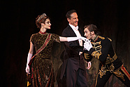 „Mayerling”, Marco Esposito (Węgierski Oficer), Rosa Pierro (Cesarzowa Elżbieta) i Wojciech Ślęzak (Kapitan 'Bay' Middleton), fot. Ewa Krasucka