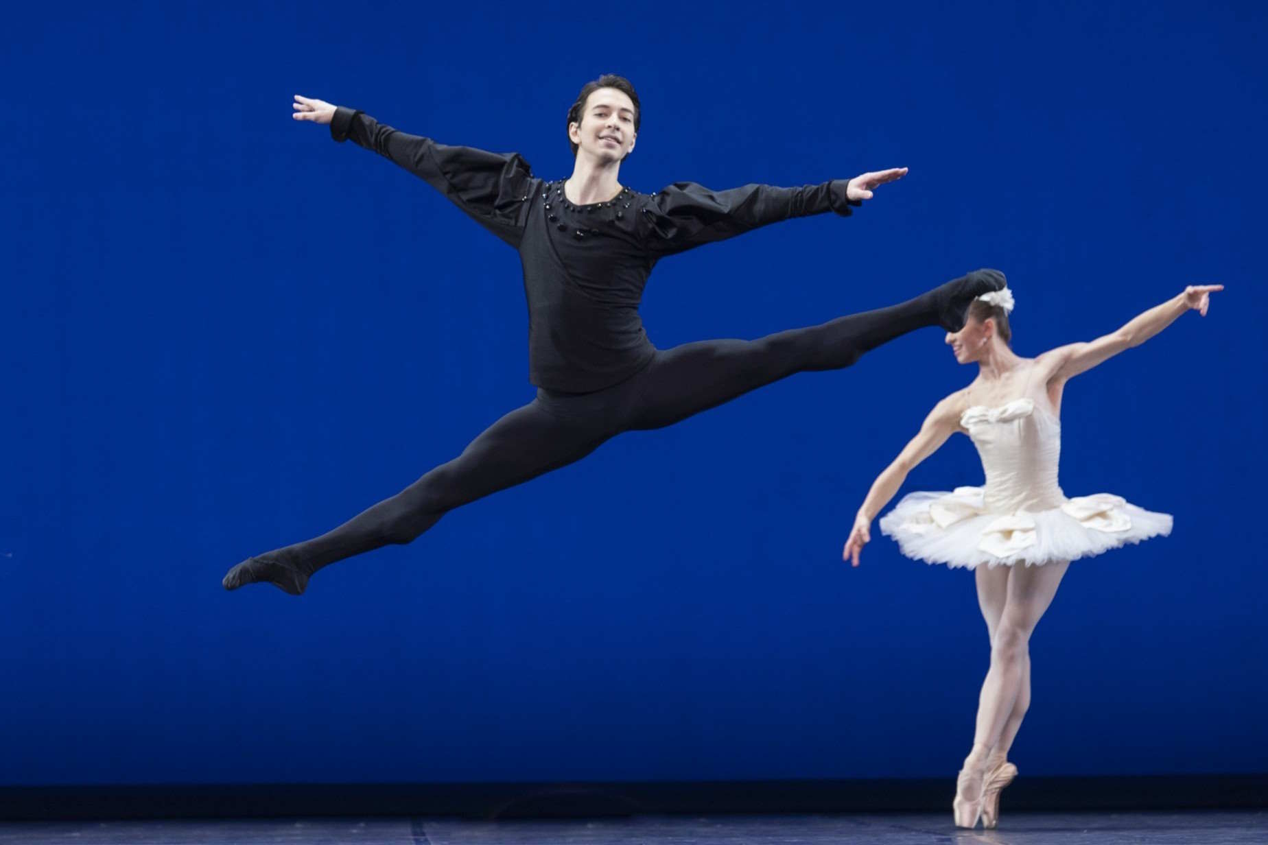 Bogdan Verbovoy and Paulina Magier in “Symphony in C”, ph. Ewa Krasucka, © The School of American Ballet